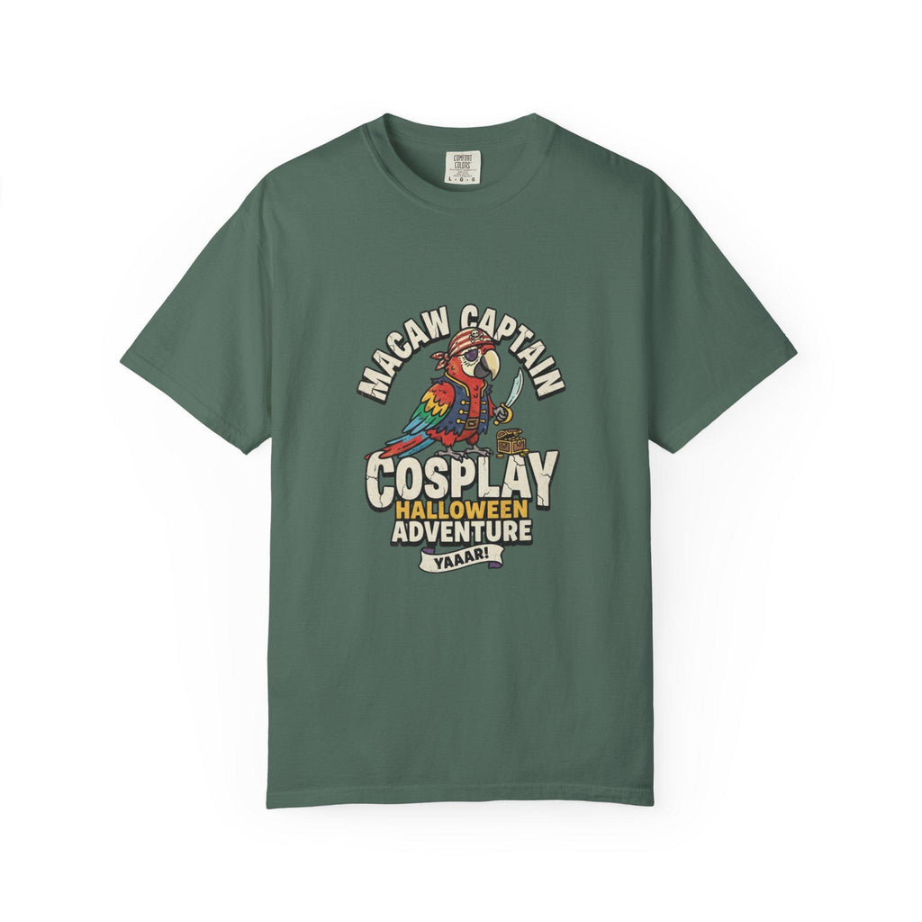 Macaw Captain Halloween T-Shirt, Funny Pirate Parrot Cosplay, Pirate Bird Lover Gift, Tropical Bird Halloween Party, Cute Macaw Fall Tee
