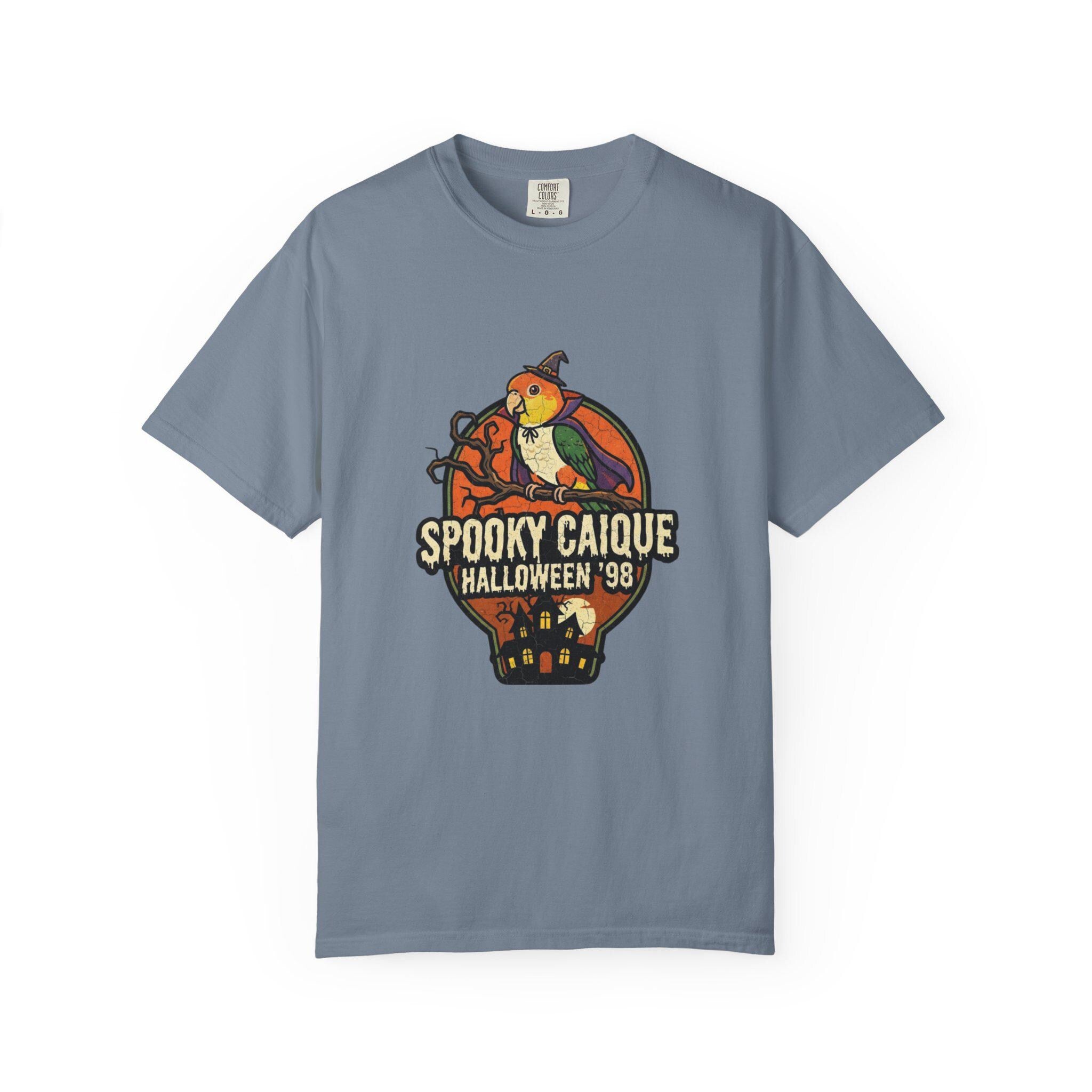 Spooky Caique Halloween T-Shirt, Cute Parrot Haunted House Graphic, Funny Bird Lover Gift, Bird Mom Fall Tee, Caique Parrot Costume