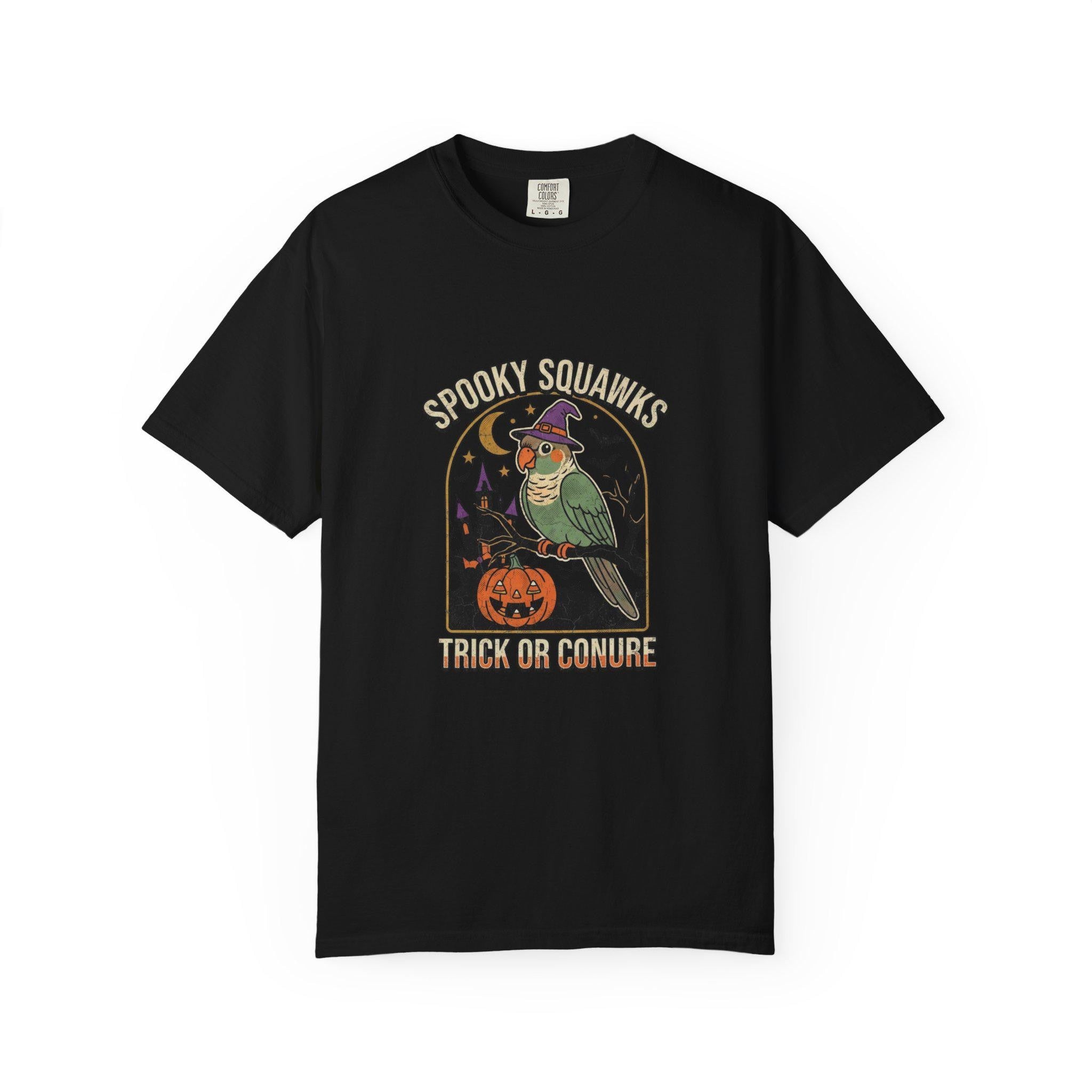 Green Cheeked Conure Halloween T-Shirt, Spooky Squawks Bird Lover Gift, Cute Witch Hat Parrot Costume, Funny Bird Mom Fall Graphic Tee