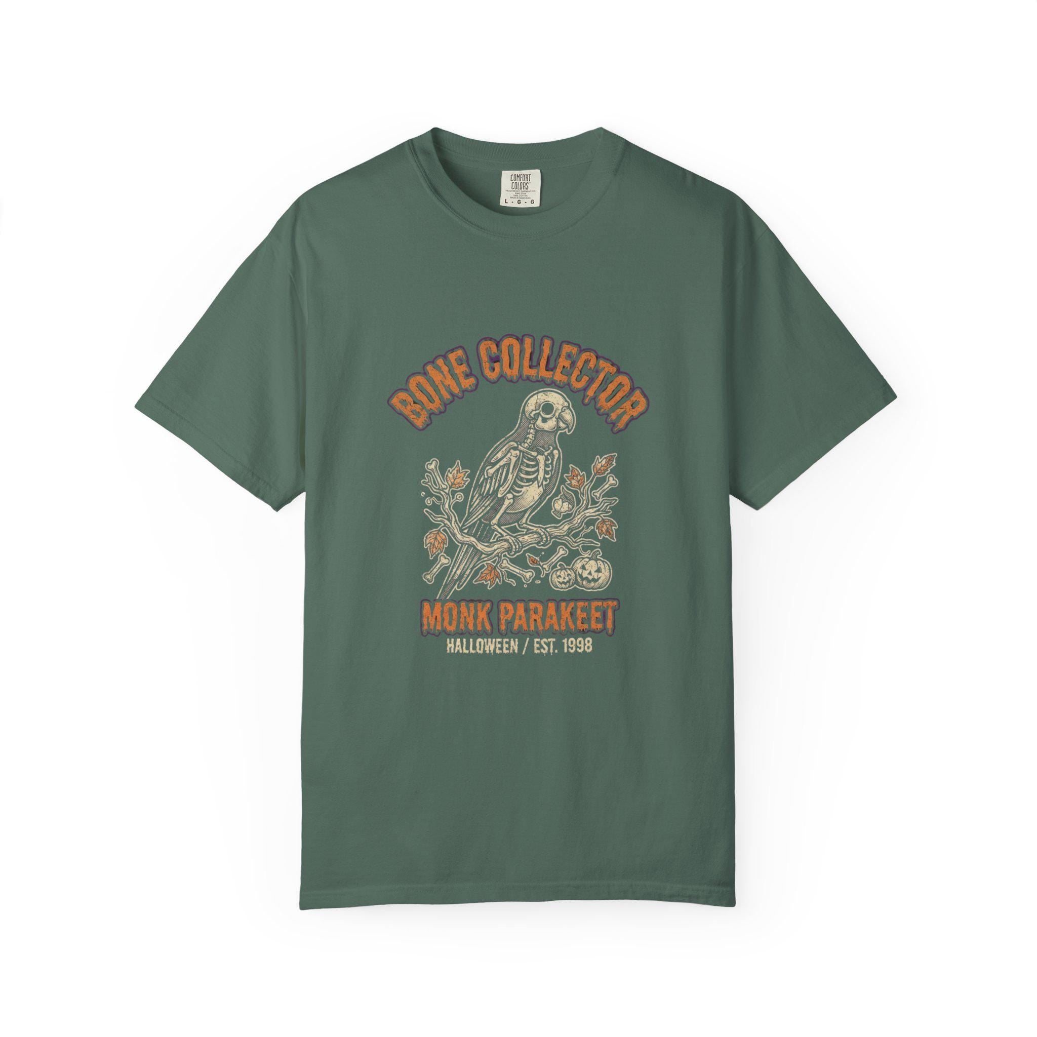 Monk Parakeet Bone Collector Shirt, Funny Quaker Parrot Halloween Tee, Spooky Bird Anatomy Gift, Cute Bird Lover Apparel, Parrot Skeleton