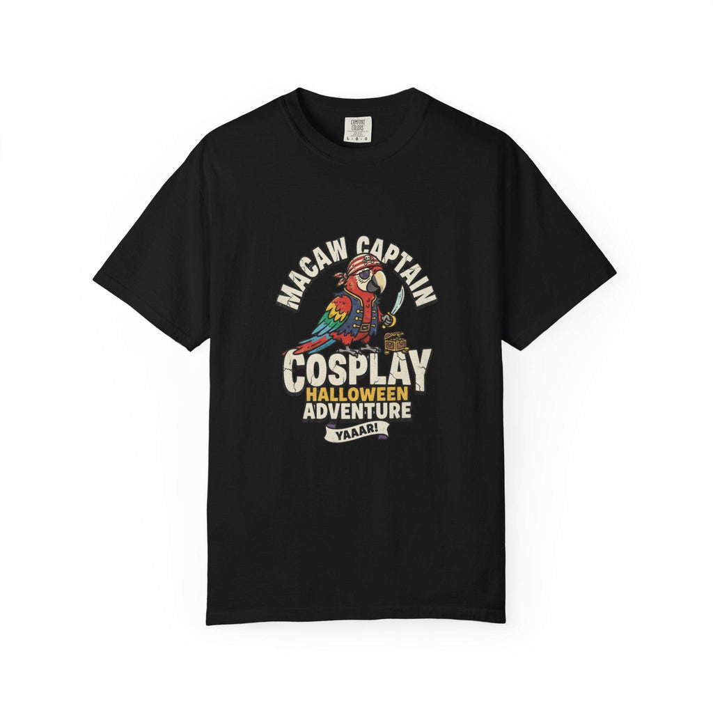 Macaw Captain Halloween T-Shirt, Funny Pirate Parrot Cosplay, Pirate Bird Lover Gift, Tropical Bird Halloween Party, Cute Macaw Fall Tee