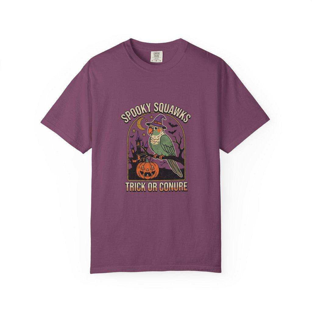 Green Cheeked Conure Halloween T-Shirt, Spooky Squawks Bird Lover Gift, Cute Witch Hat Parrot Costume, Funny Bird Mom Fall Graphic Tee